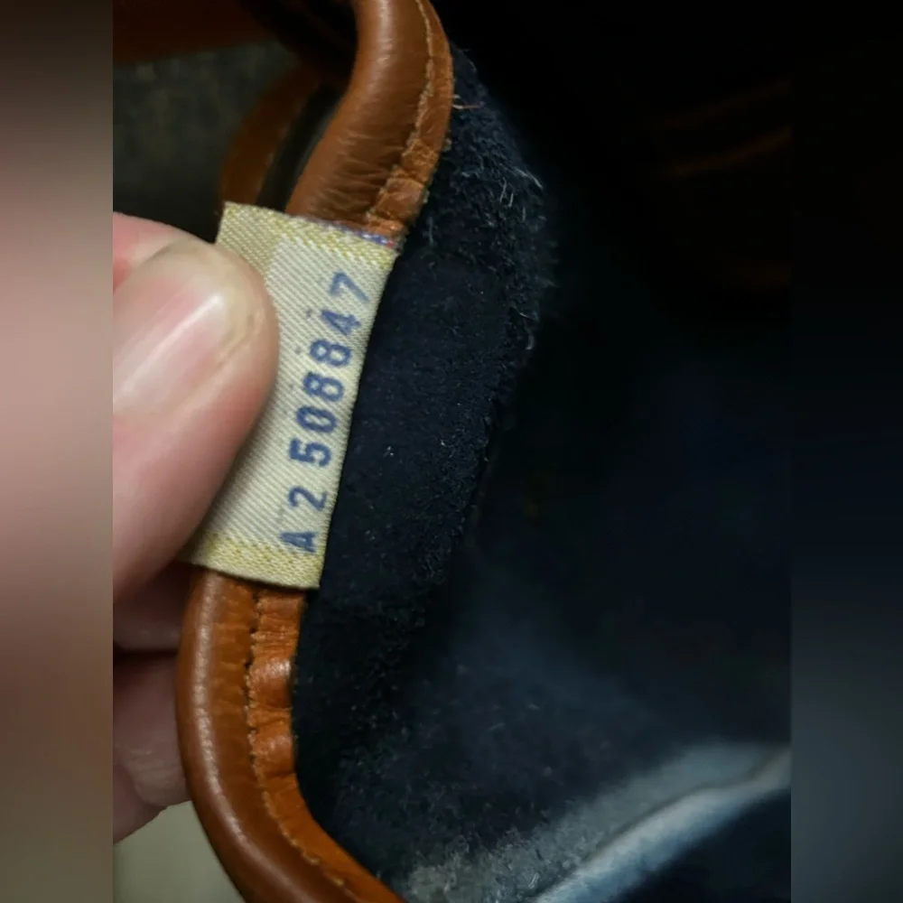 SOLD $65 Dooney & Bourke Vintage Crossbody/Shoulder Bag. All Weather Leather. - Picture 15 of 15